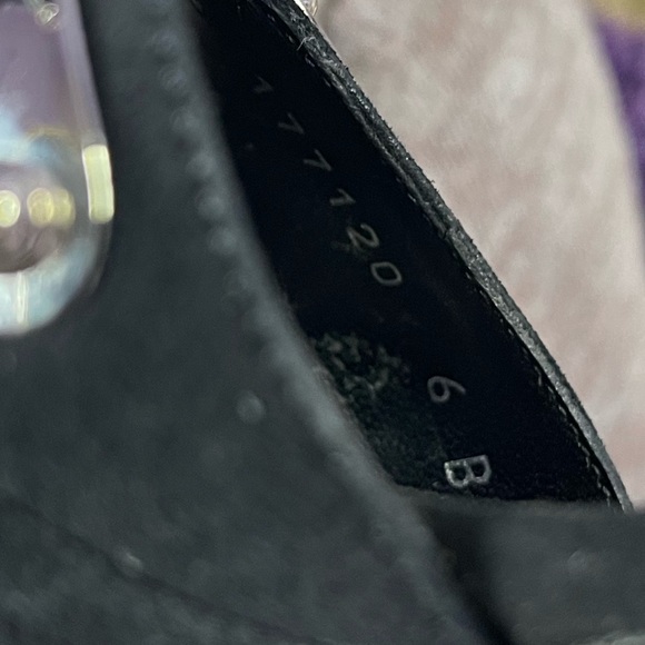 Gucci Mirror Metal Embossed Ankle Strap Heels (6B) - Picture 9 of 9